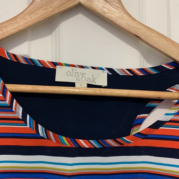 OLIVE AND OAK tank. Size S - Picture 2 of 6